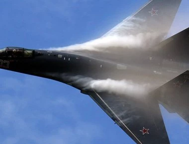 Γιατί ένα F-35 δεν πρέπει να εμπλακεί σε αερομαχία με ένα Su-35 (βίντεο)